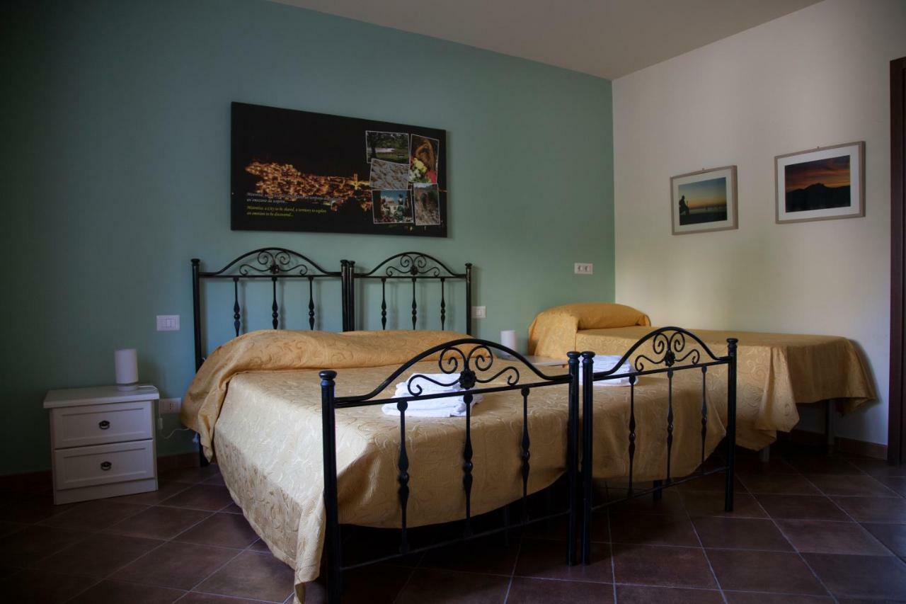 La Carretteria Guest House Mistretta Bagian luar foto