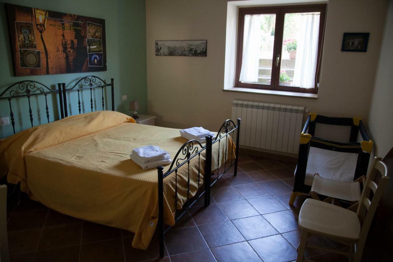 La Carretteria Guest House Mistretta Bagian luar foto